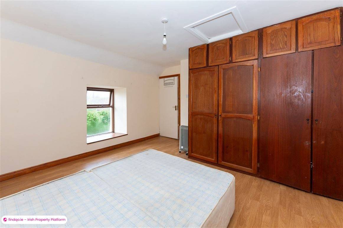 Semi-detached house for Sale in Knocklong, Limerick