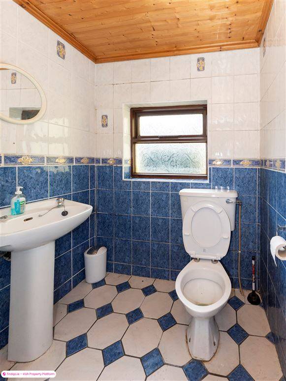 Semi-detached house for Sale in Knocklong, Limerick