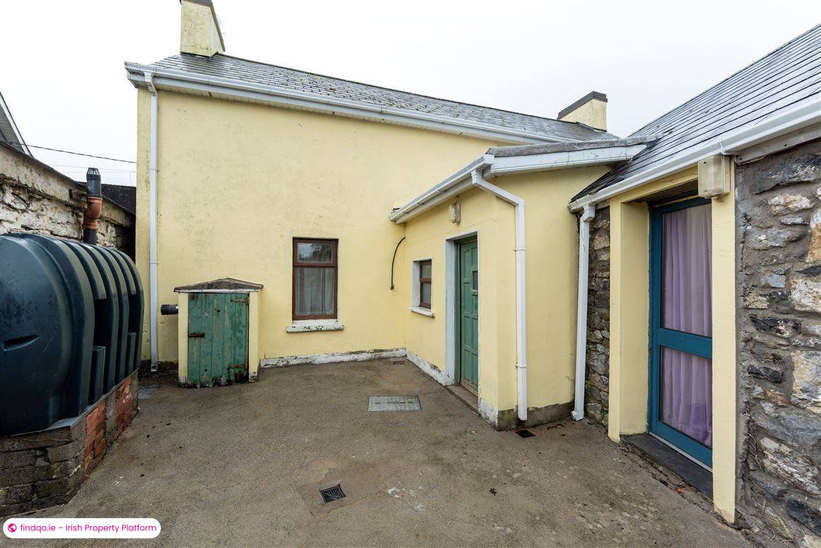 Semi-detached house for Sale in Knocklong, Limerick
