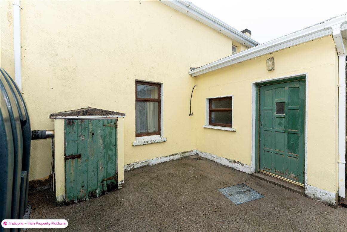 Semi-detached house for Sale in Knocklong, Limerick