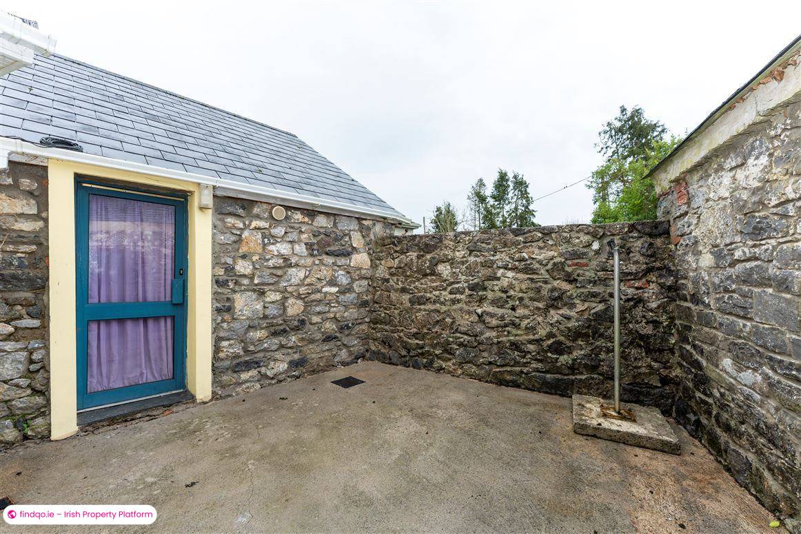 Semi-detached house for Sale in Knocklong, Limerick