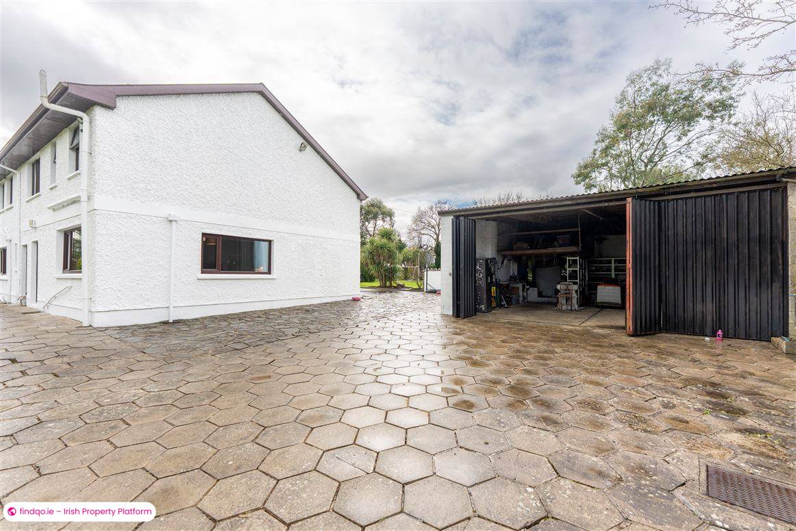 House for Sale in Boher, Limerick