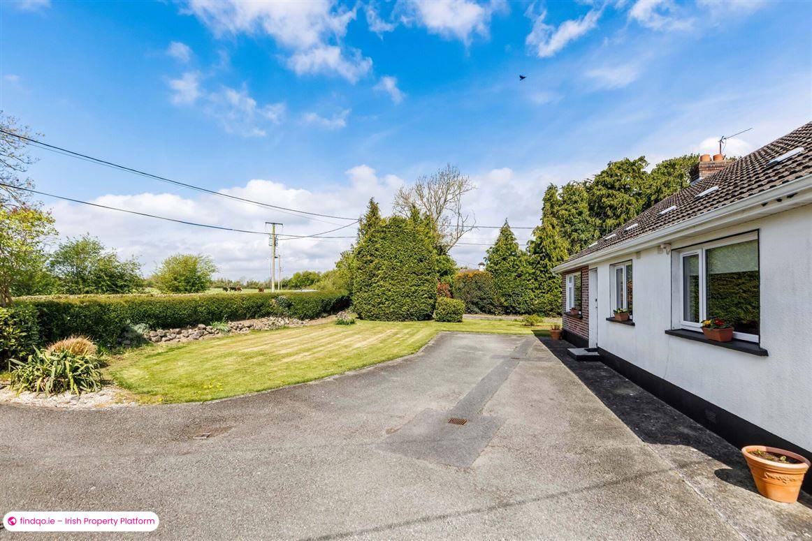Bungalow for Sale in Ratoath, Meath