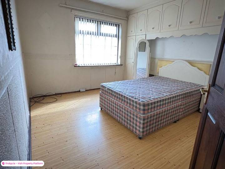 End of terrace house for Sale in Dundalk, Louth
