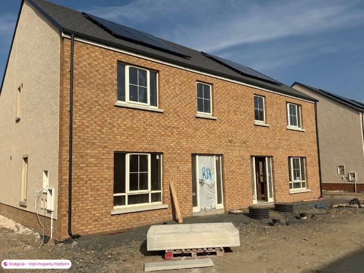 Semi-detached house for Sale in Blackrock, Louth