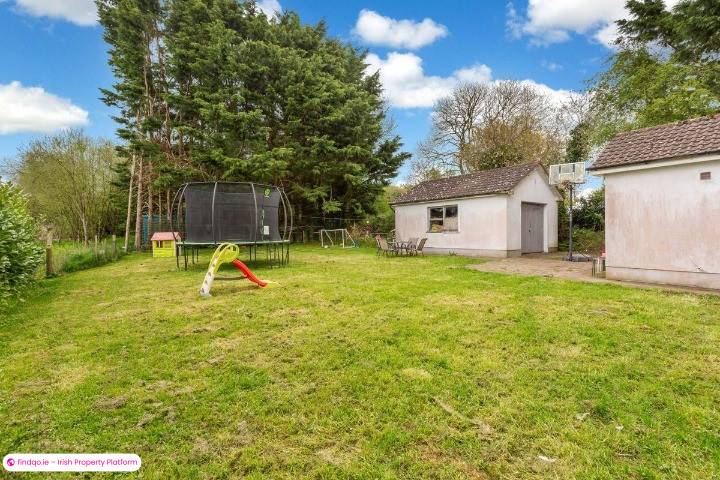 Bungalow for Sale in Kilmessan, Meath