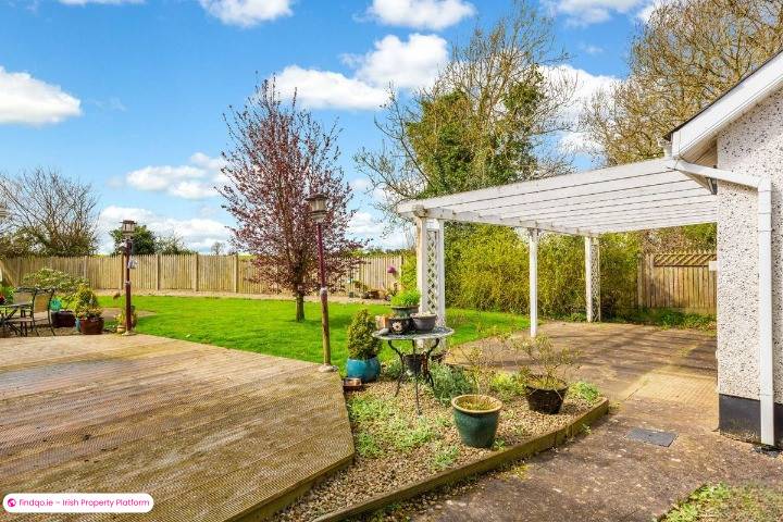 Detached house for Sale in Kildalkey, Meath