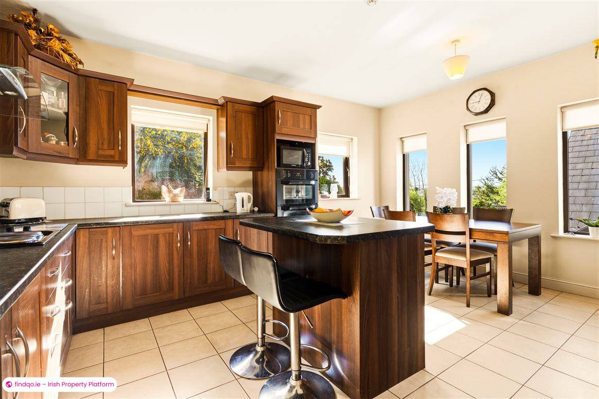 Detached house for Sale in Glounthaune, Cork