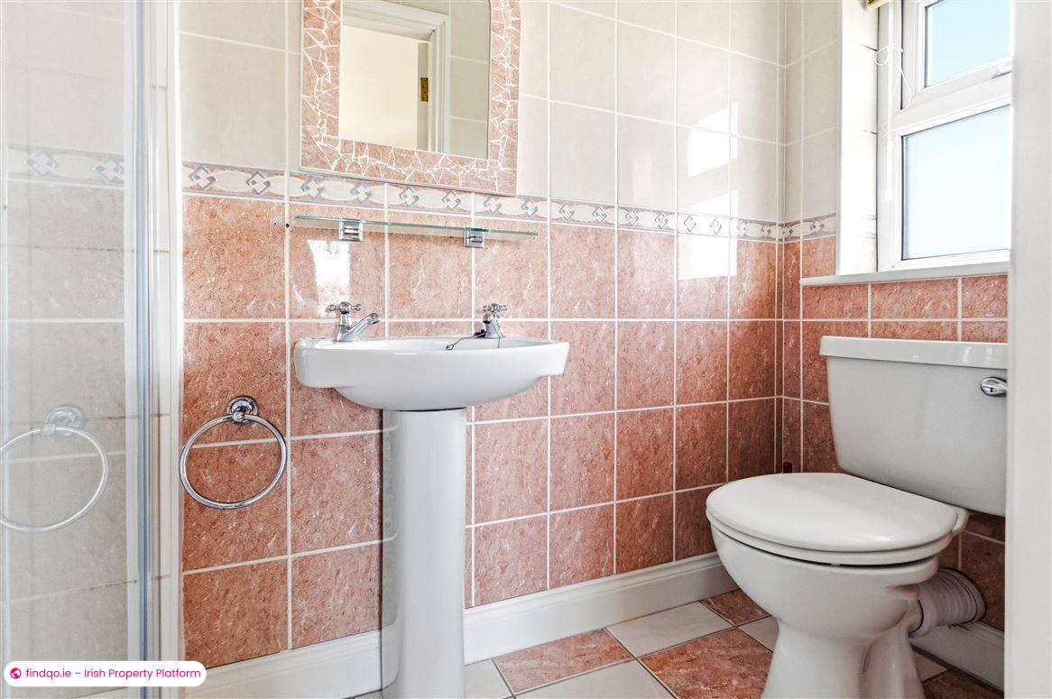 Semi-detached house for Sale in Glanmire, Cork