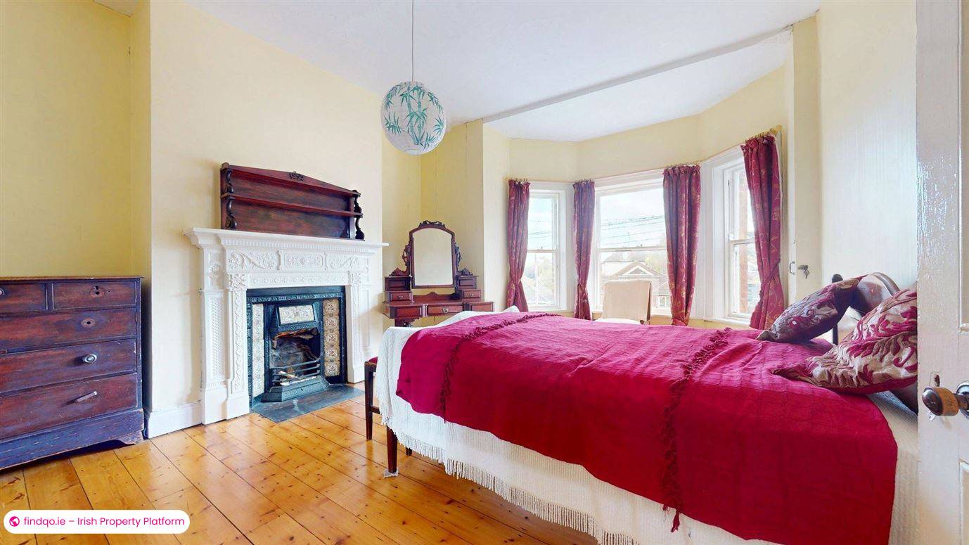 End of terrace house for Sale in Howth, Dublin 13