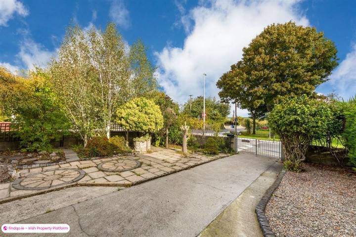 Semi-detached house for Sale in Malahide, Dublin (County)