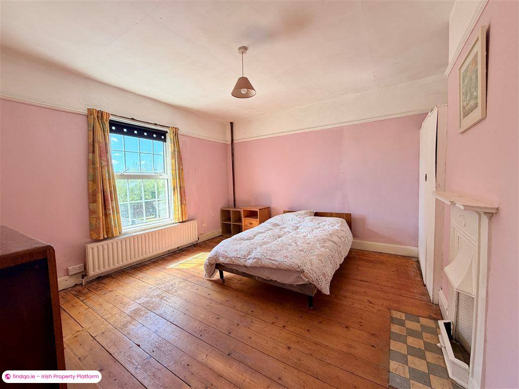 Detached house for Sale in Tralee, Kerry
