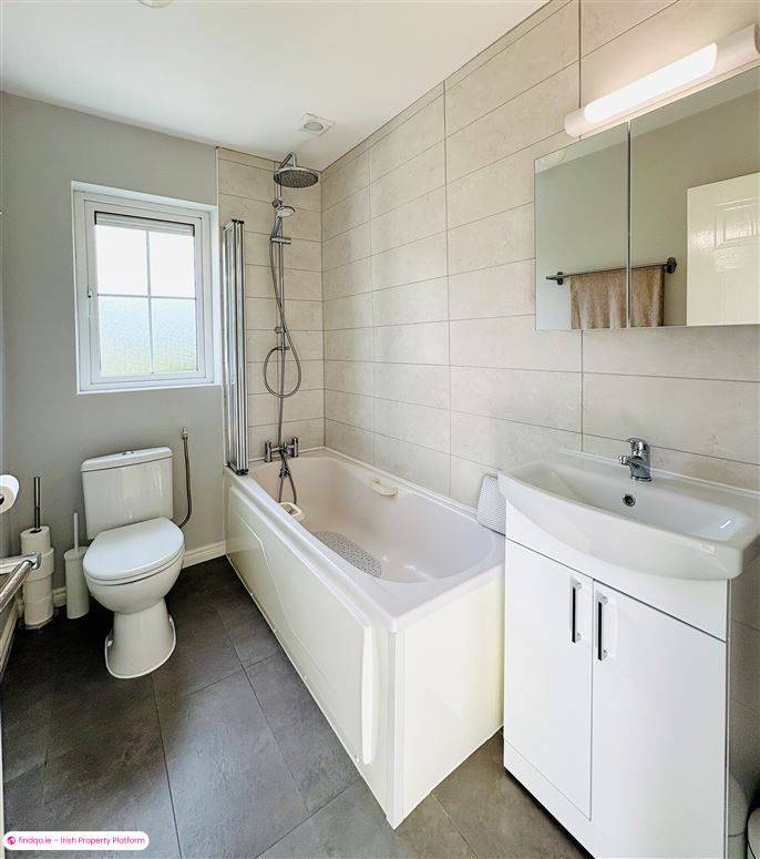 Semi-detached house for Sale in Tralee, Kerry