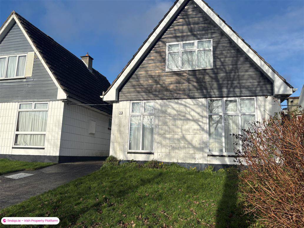 Detached house for Sale in Clonshaugh, Dublin (County)