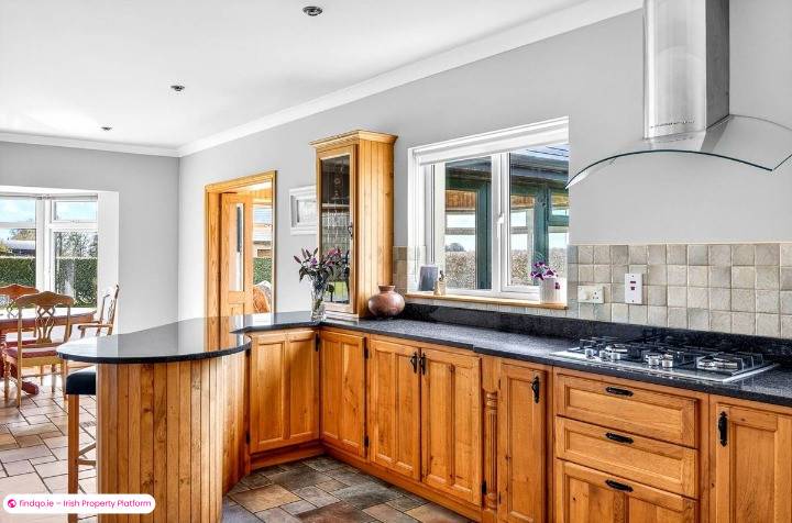 Detached house for Sale in Oranmore, Galway