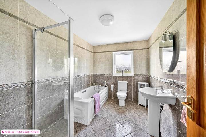 Detached house for Sale in Oranmore, Galway