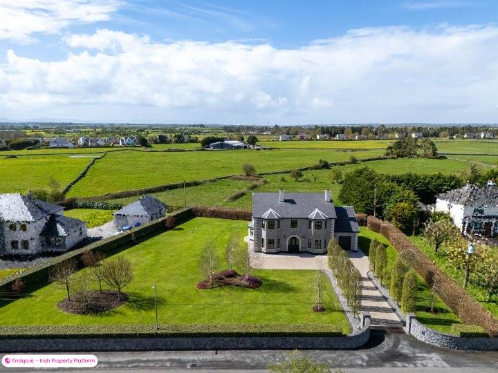 Detached house for Sale in Oranmore, Galway