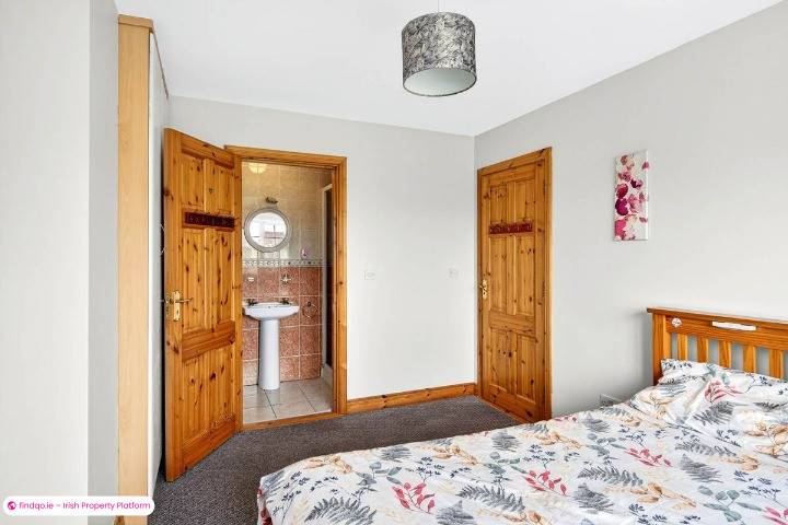 Semi-detached house for Sale in Gort, Galway