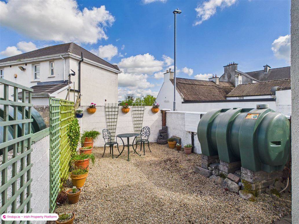 End of terrace house for Sale in Headford, Galway
