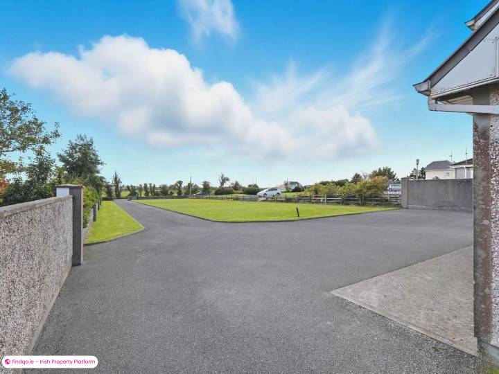 Detached house for Sale in Oranmore, Galway
