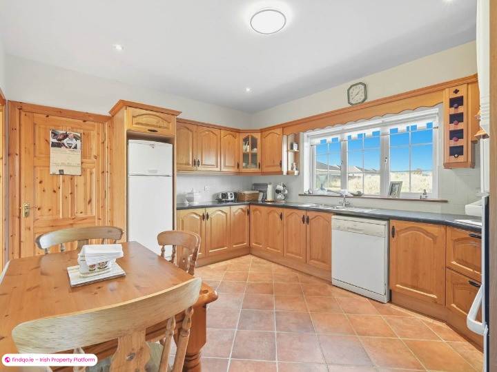 Detached house for Sale in Oranmore, Galway