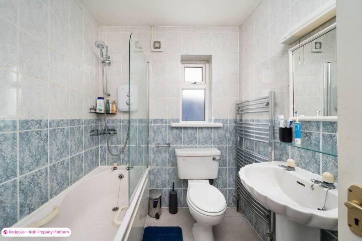 Detached house for Sale in Headford Road, Galway