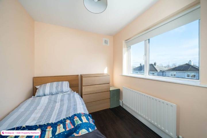 Detached house for Sale in Headford Road, Galway