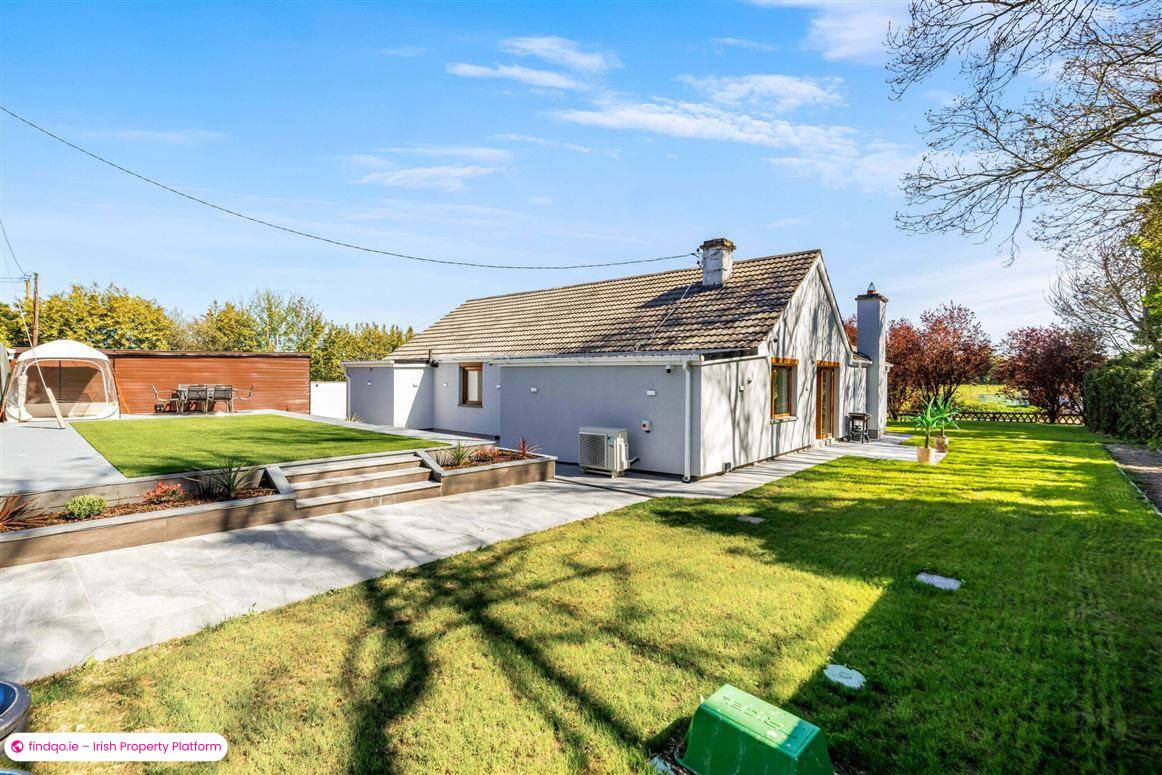 Bungalow for Sale in Tara, Meath