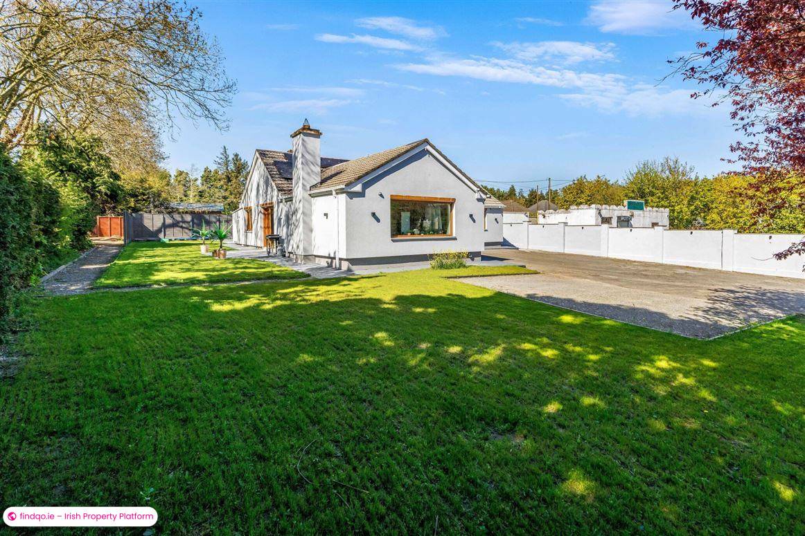 Bungalow for Sale in Tara, Meath