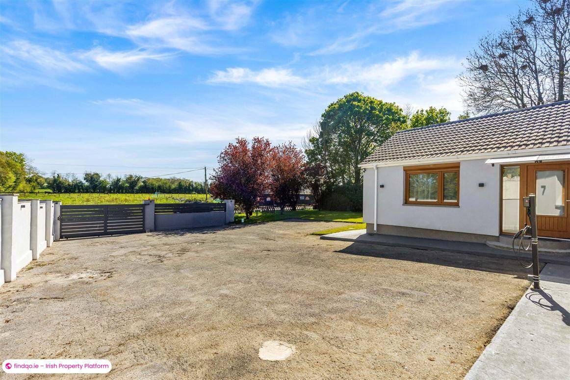 Bungalow for Sale in Tara, Meath