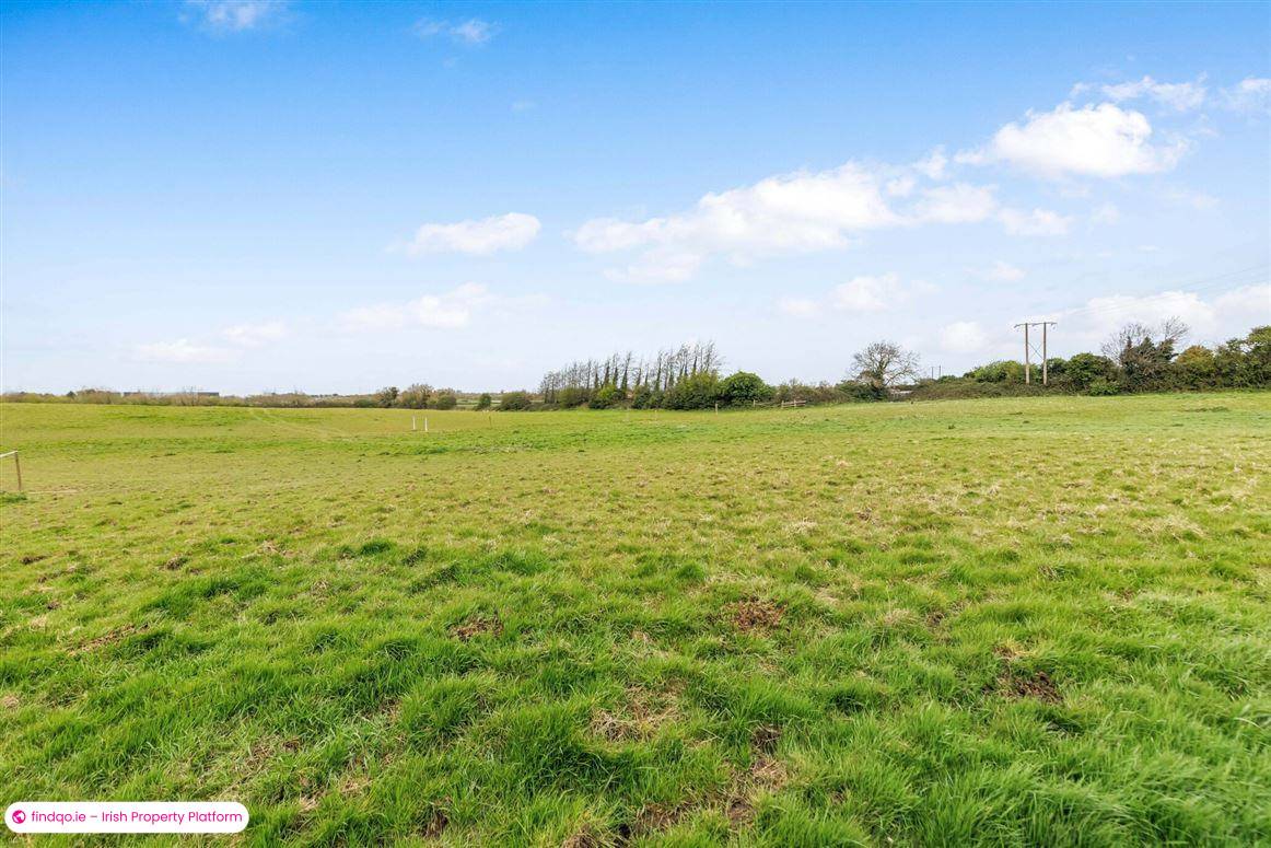 Bungalow for Sale in The Ward, Dublin 11