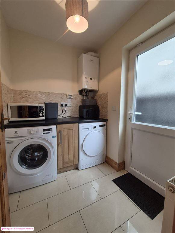 Semi-detached house for Sale in Kinnegad, Westmeath
