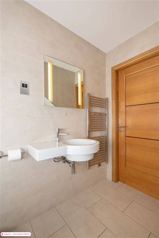 Terraced house for Sale in Fota, Cork