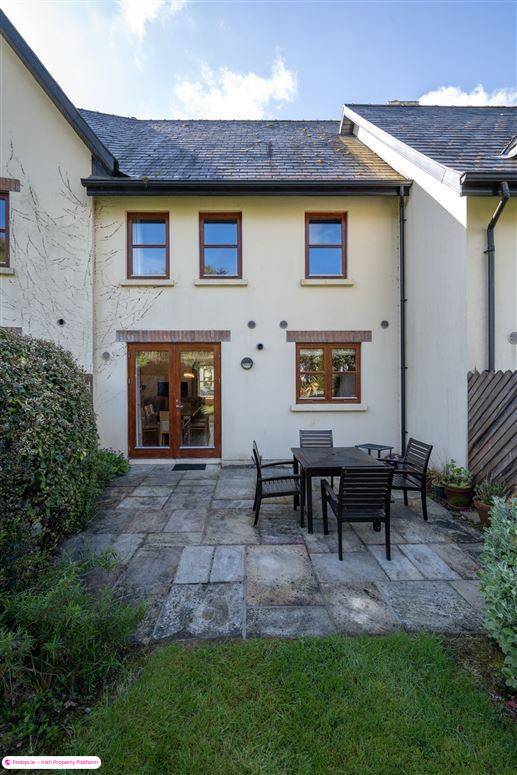 Terraced house for Sale in Fota, Cork