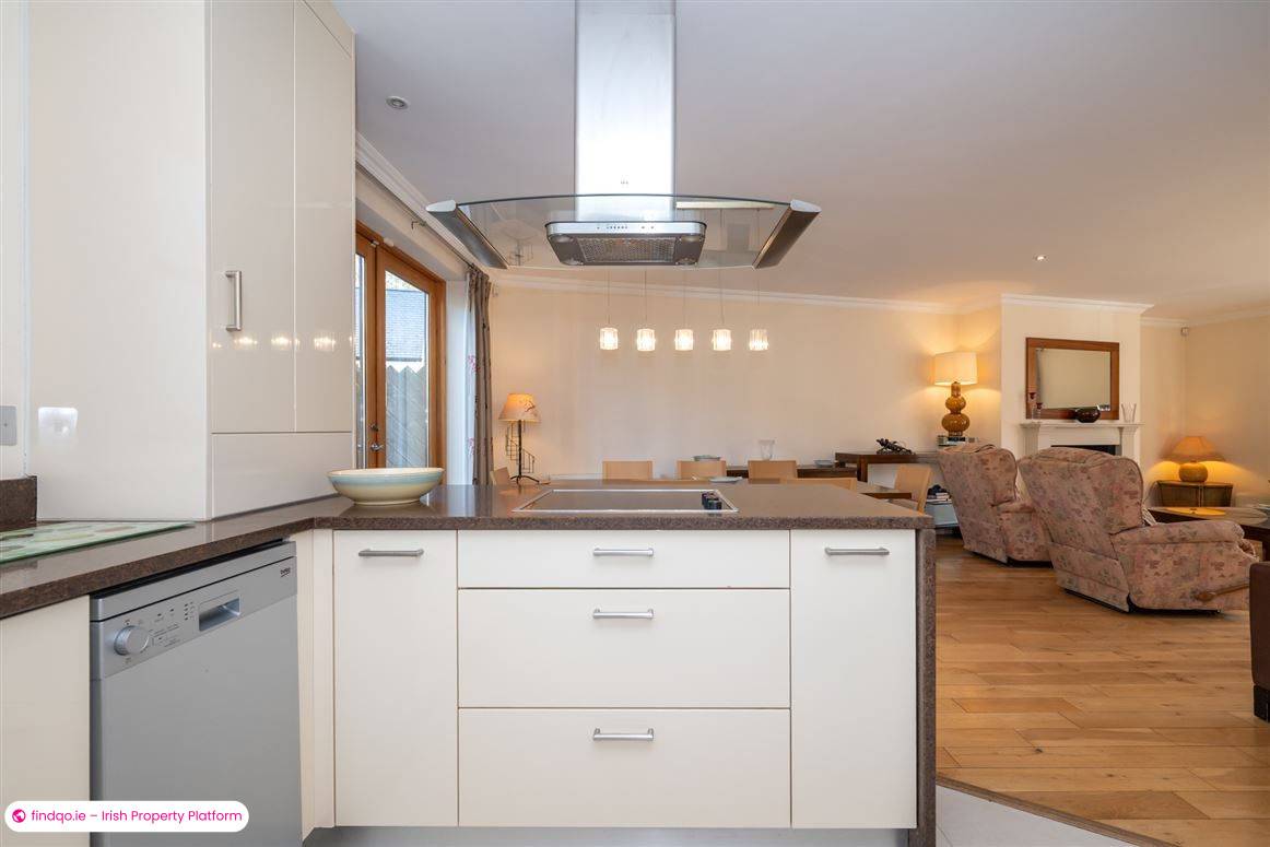 Terraced house for Sale in Fota, Cork