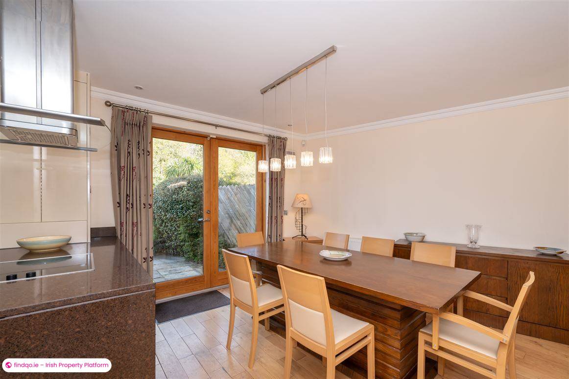 Terraced house for Sale in Fota, Cork