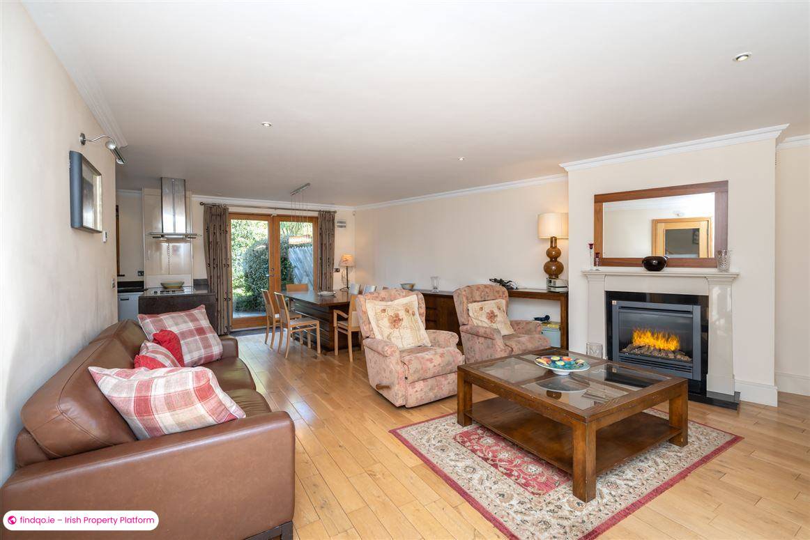 Terraced house for Sale in Fota, Cork