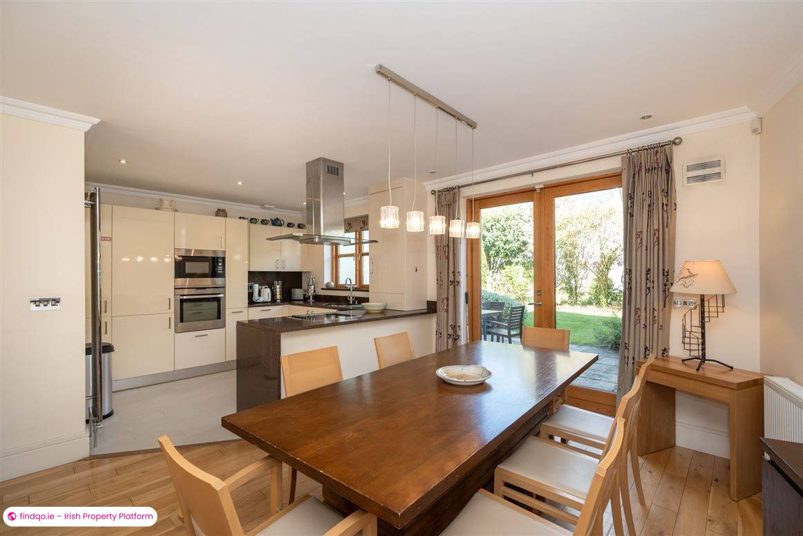 Terraced house for Sale in Fota, Cork