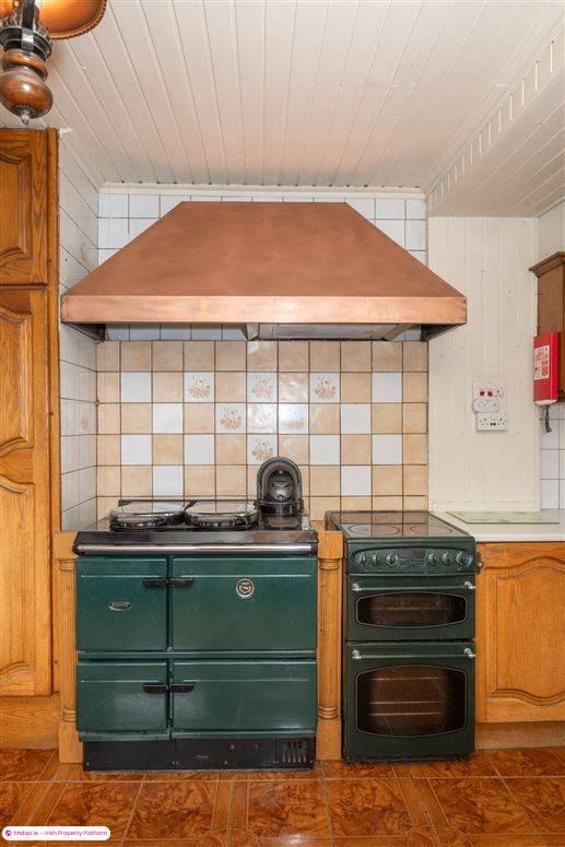 Bungalow for Sale in Carrigrohane, Cork