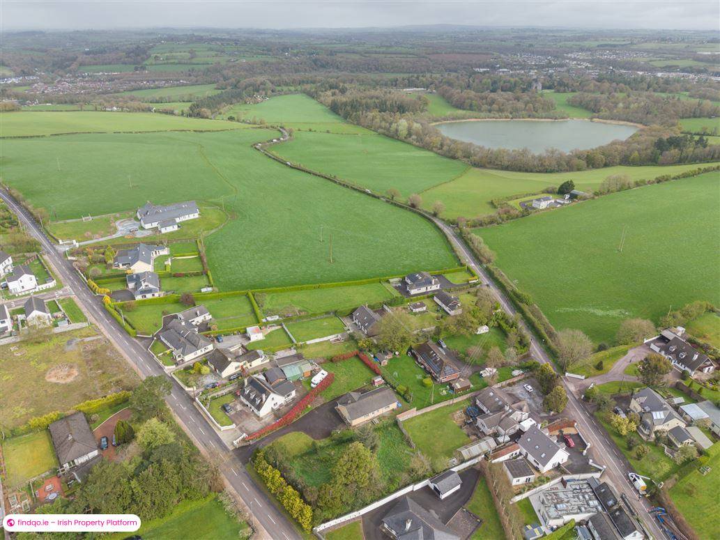 Bungalow for Sale in Carrigrohane, Cork