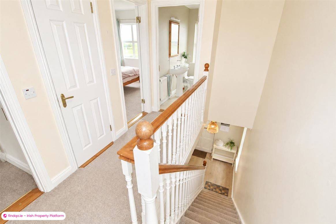 Semi-detached house for Sale in Carnew, Wicklow