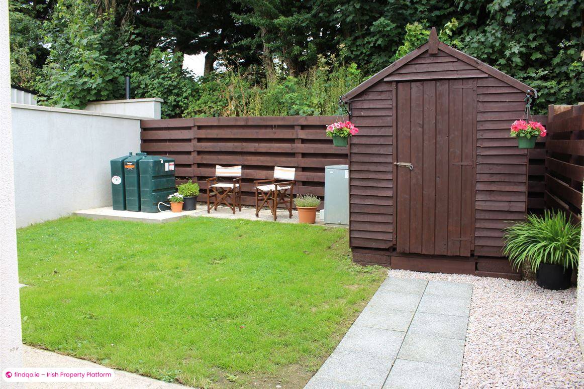 Semi-detached house for Sale in Carnew, Wicklow