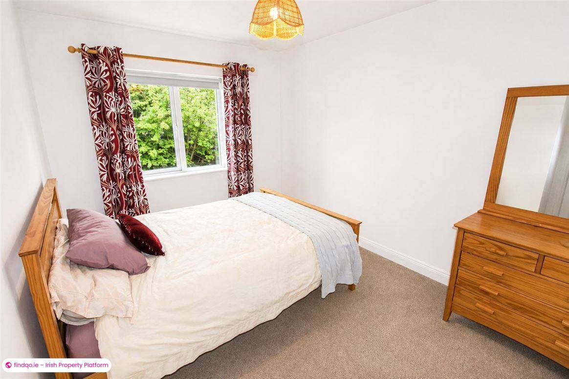 Semi-detached house for Sale in Carnew, Wicklow