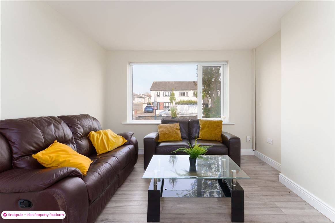 Semi-detached house for Sale in Clondalkin, Dublin 22