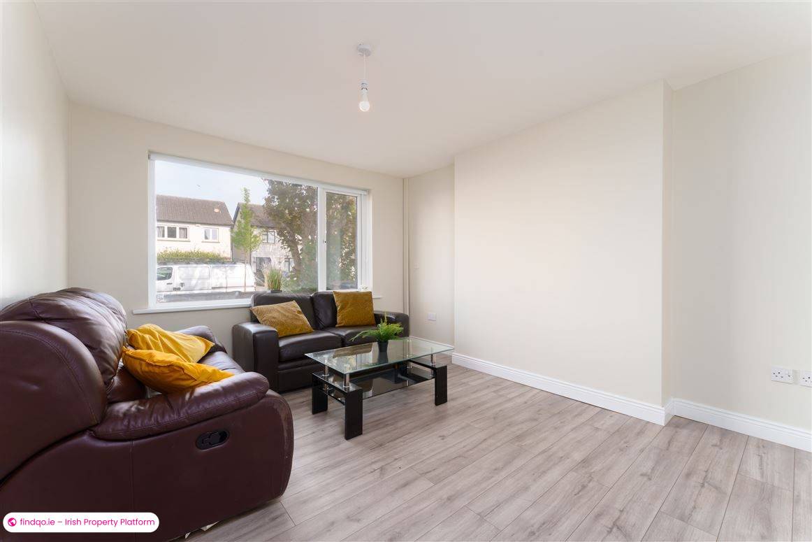 Semi-detached house for Sale in Clondalkin, Dublin 22