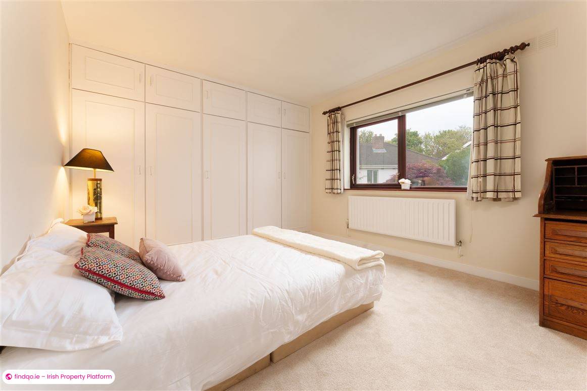 Apartment for Sale in Killiney, Dublin (County)