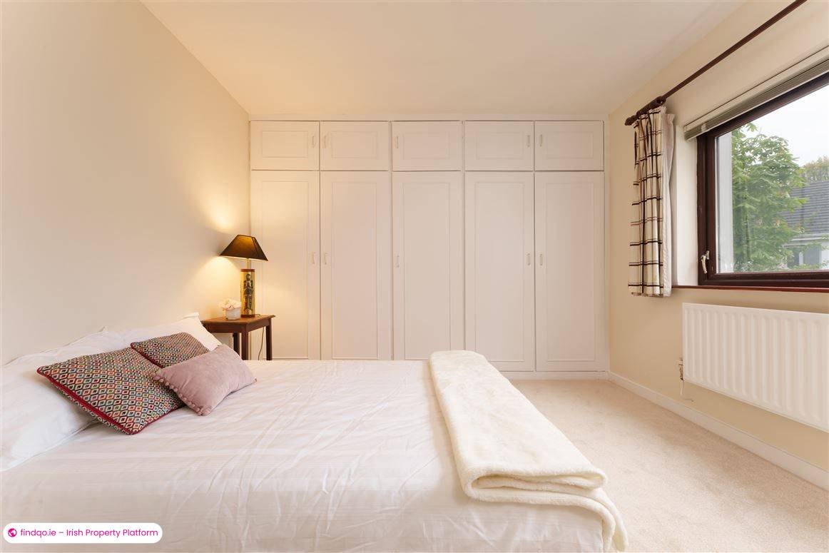 Apartment for Sale in Killiney, Dublin (County)