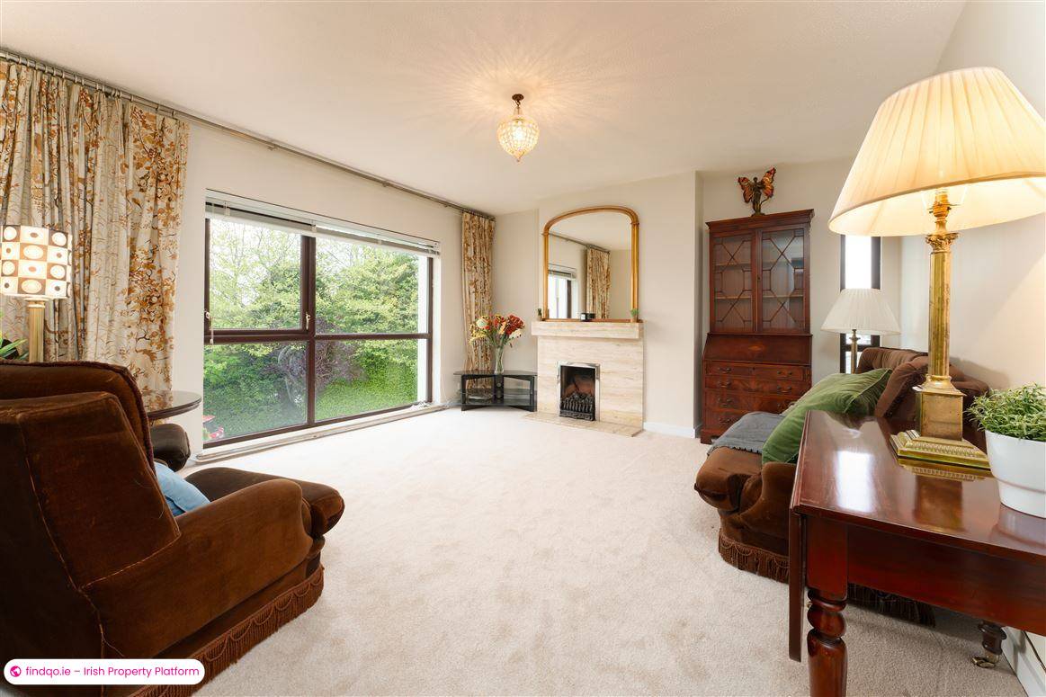 Apartment for Sale in Killiney, Dublin (County)