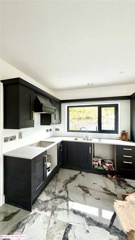 Detached house for Sale in Castlebar, Mayo