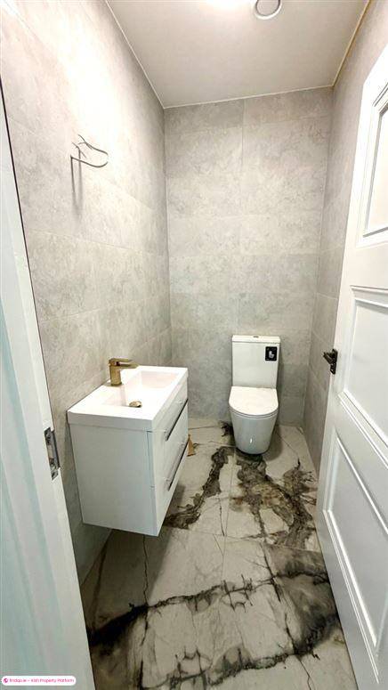 Detached house for Sale in Castlebar, Mayo